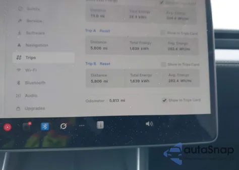 2026 Tesla Model Y Long Range Launch Series/Premium All-Wheel Drive z USA, uszkodzony, nr VIN 7SAYGDEE3TF446601